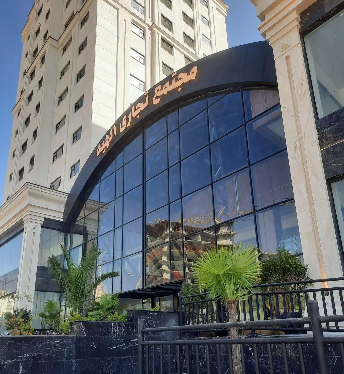 فروش مغازه ملکی با پارکینگ مسقف