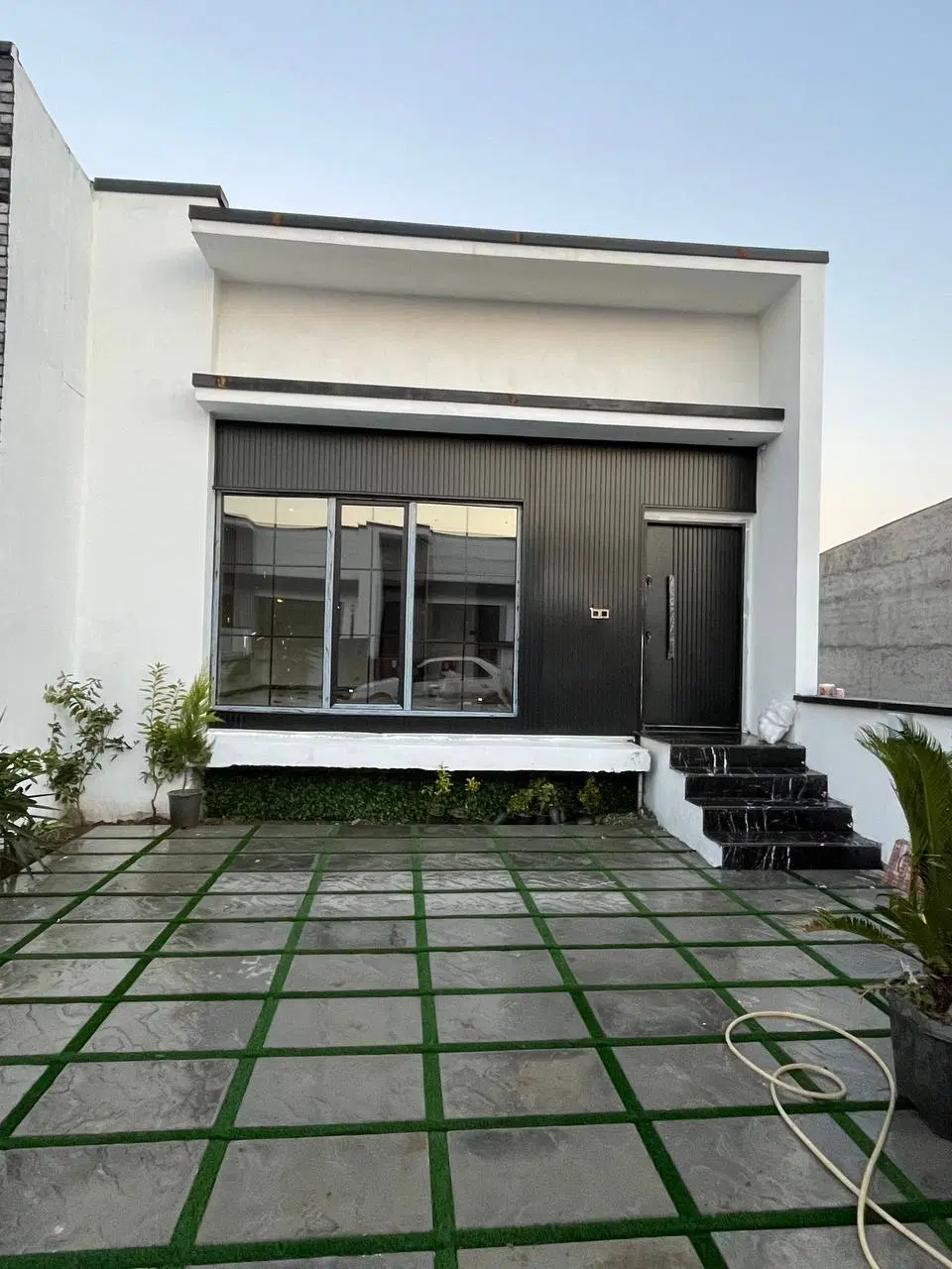 متریال درجه ۱_شهرکی_روف دار_سندتکبرگ