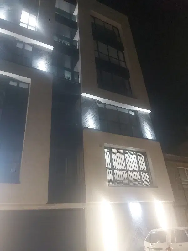 واحد تک واحدی ۱۴۳متریگلستان