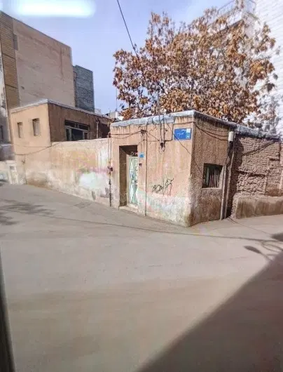 زمین مسکونی