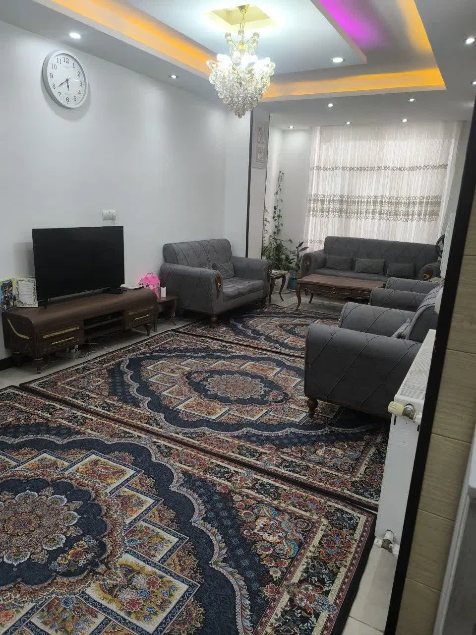 اپارتمان ۸۰متری عروس دامادی اصلی شاهین ویلا