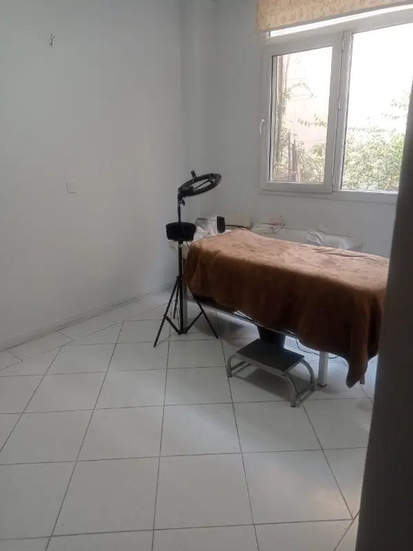 اجاره اتاق و صندلی پونک