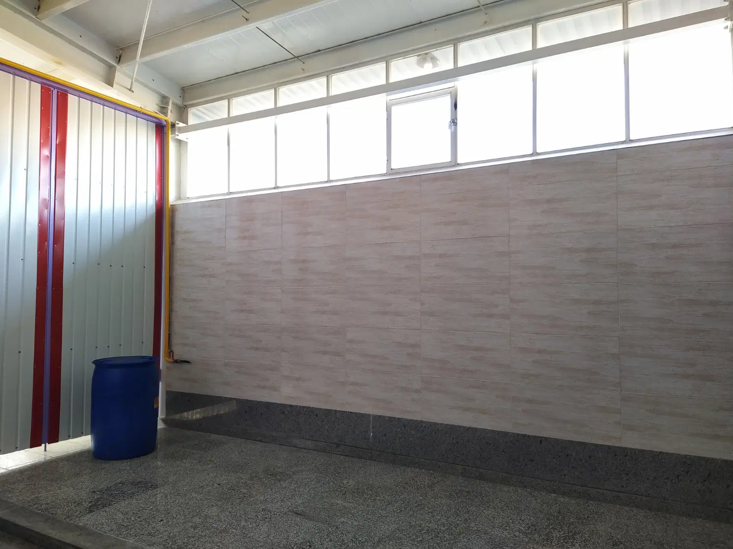 فروش کارخانه فول بهداشتی شهرک سلیمی سوله سالن