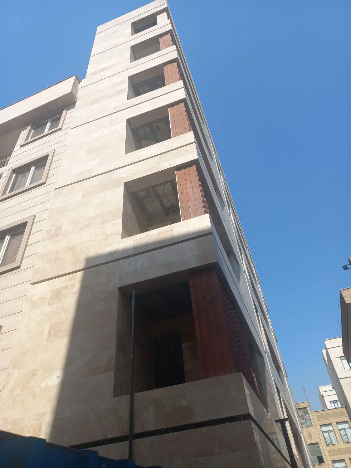 ۱۱۰ متری نوساز قصرالدشت