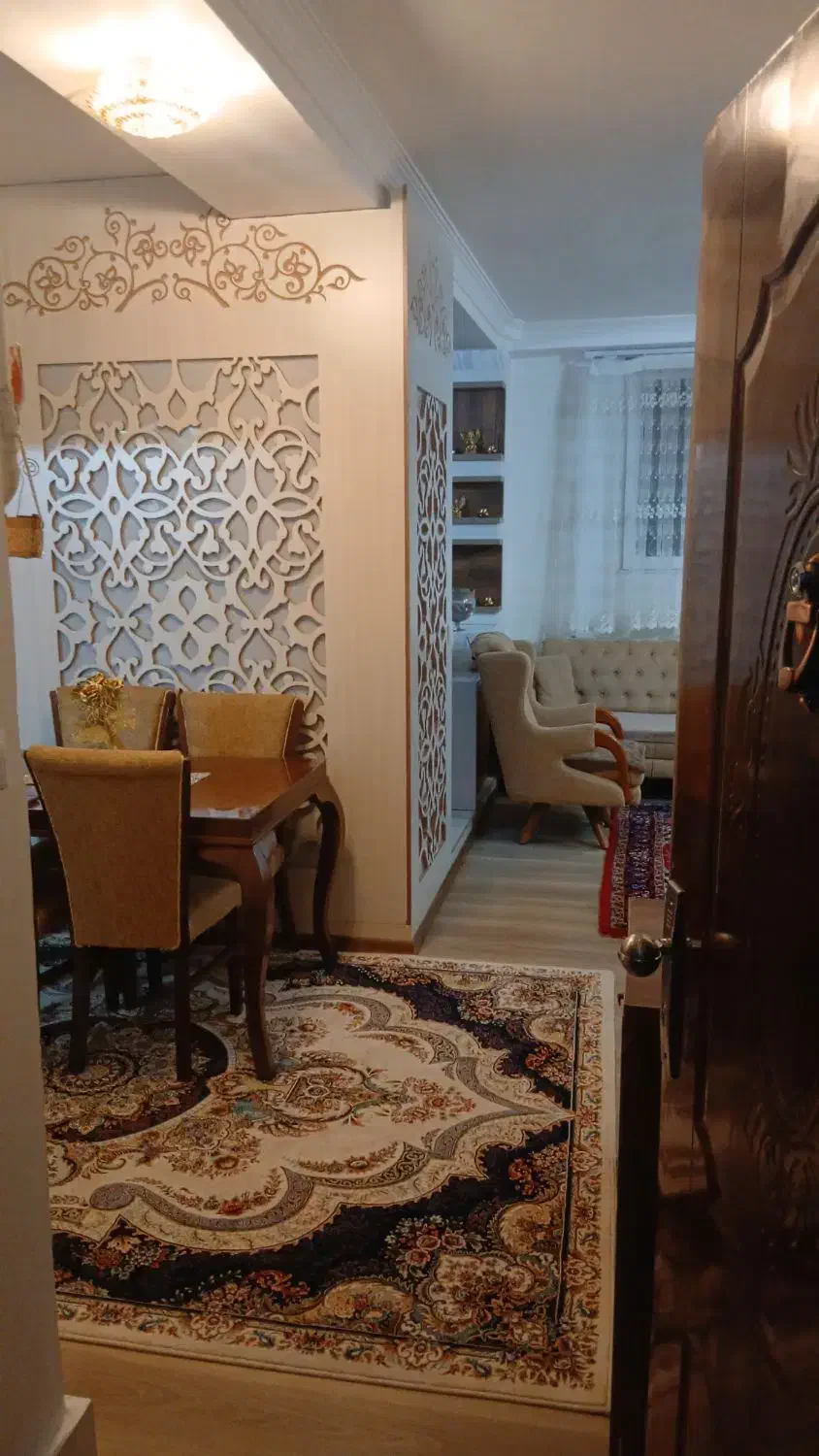 آپارتمان فرهنگ وادب شهرک میلاد