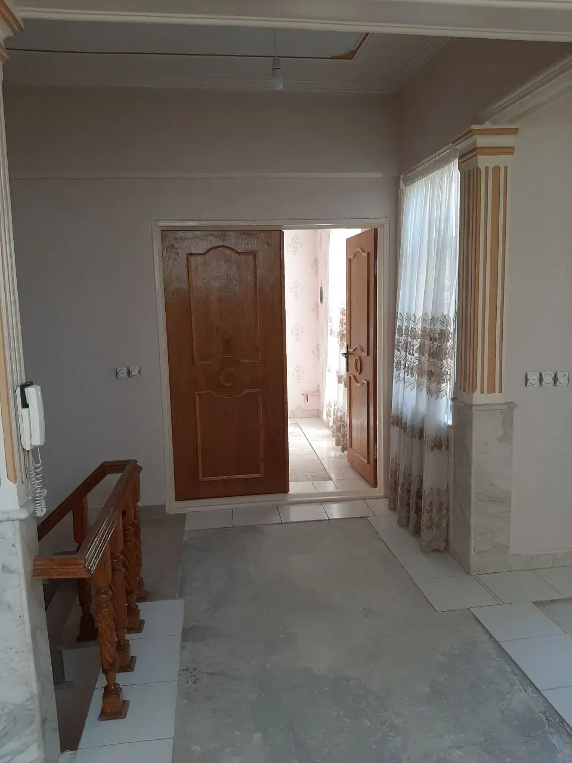 خانه نقلی دونبش دو طبقه چهارراه مارالان