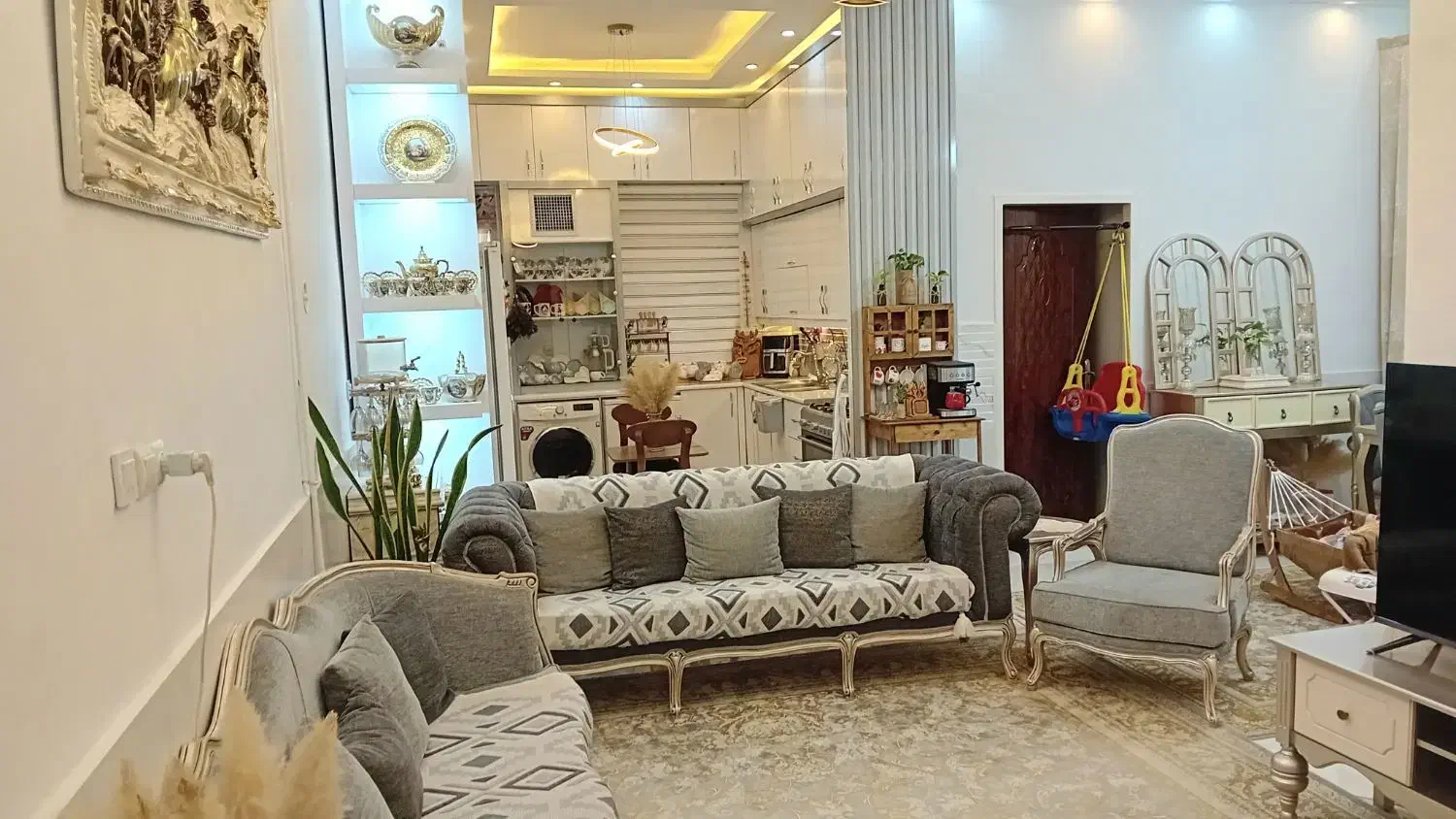 خونه ۹۰ متری با ۴۰ متر حیاط