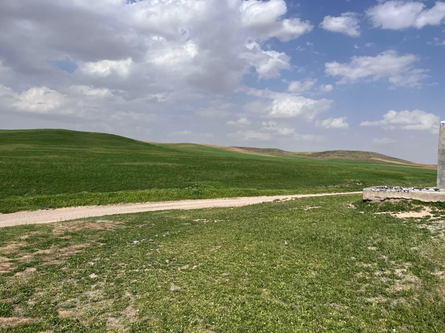 زمین روستای حاجی اباد بایتمر