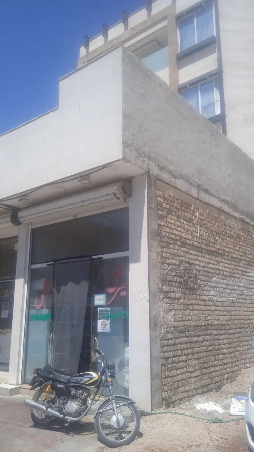 مغازه موقعیت عالی جنب میدان پردیس شیرینی ناتلی