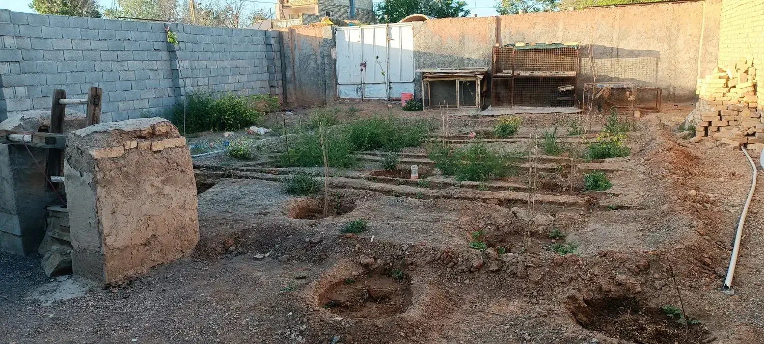 چهار دیواری باغی