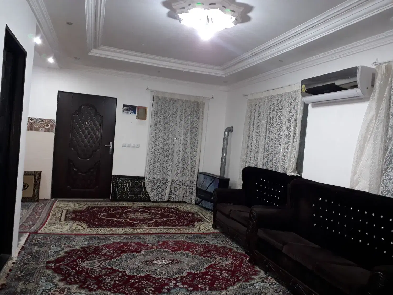 ویلا ۷۰۰، سوئیت ۶۵۰ دربست تک خواب