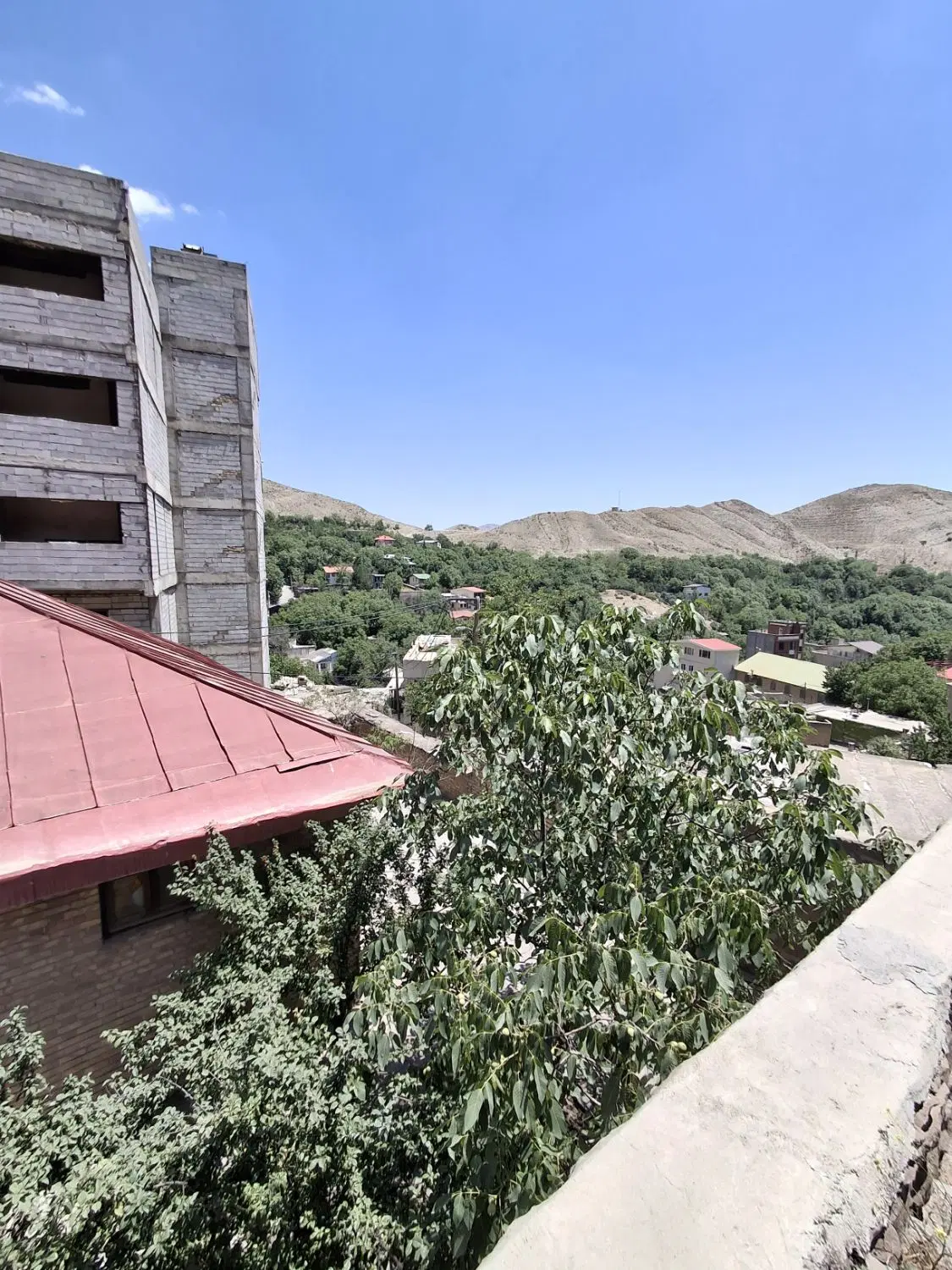 خونه باغ در لواسان