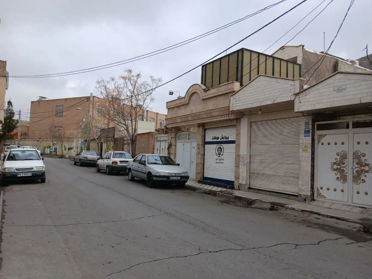 مغازه ۱۵ متر تجاری تر تمیز جای شلوغ و مناسب هرکاری