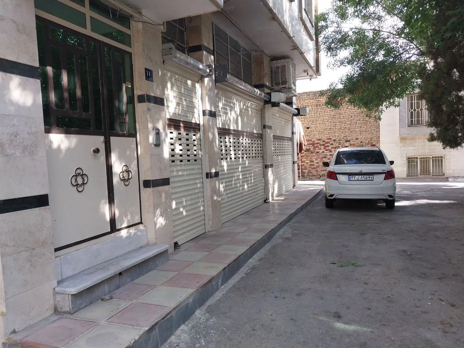 فروش مغازه همراه مسکونی، هپکو