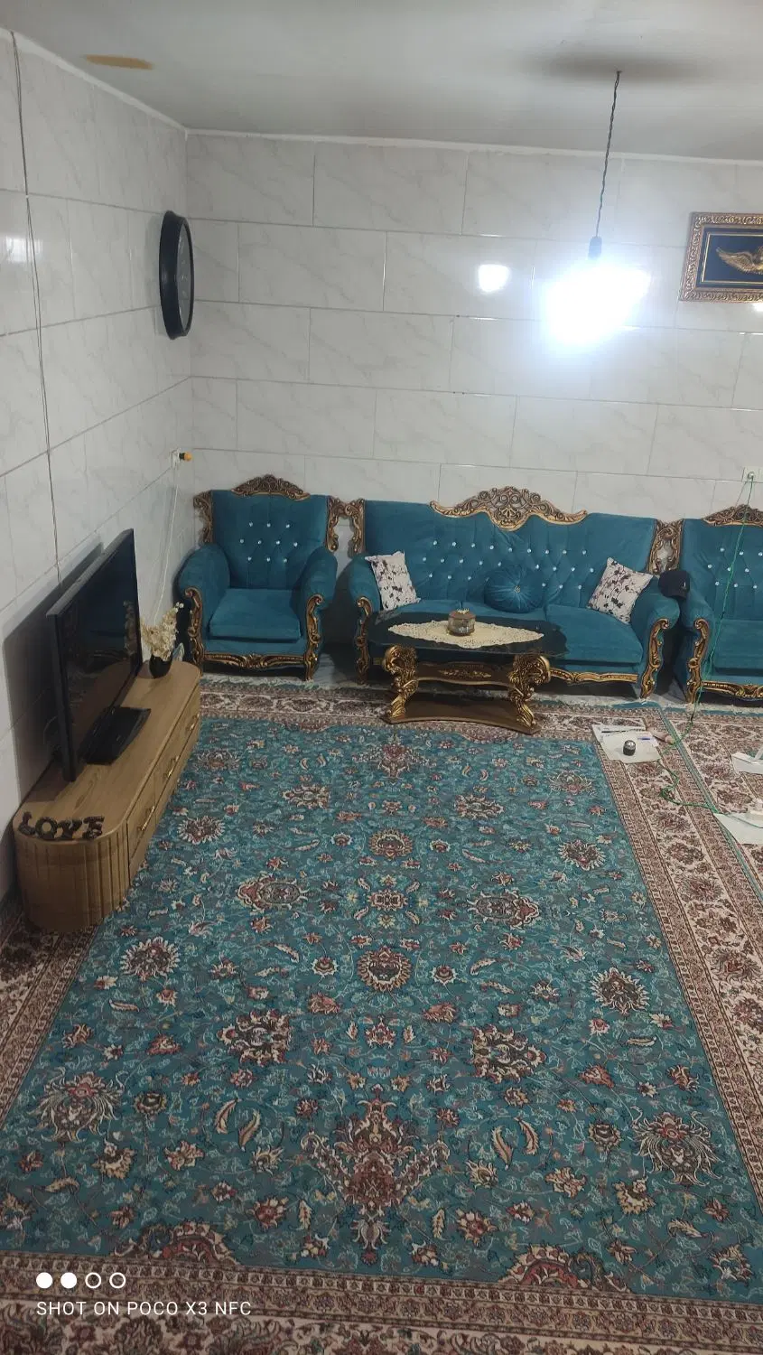 زیرزمین اجاره ای ،۶۰متر،بر خیابان بهار ازادگان