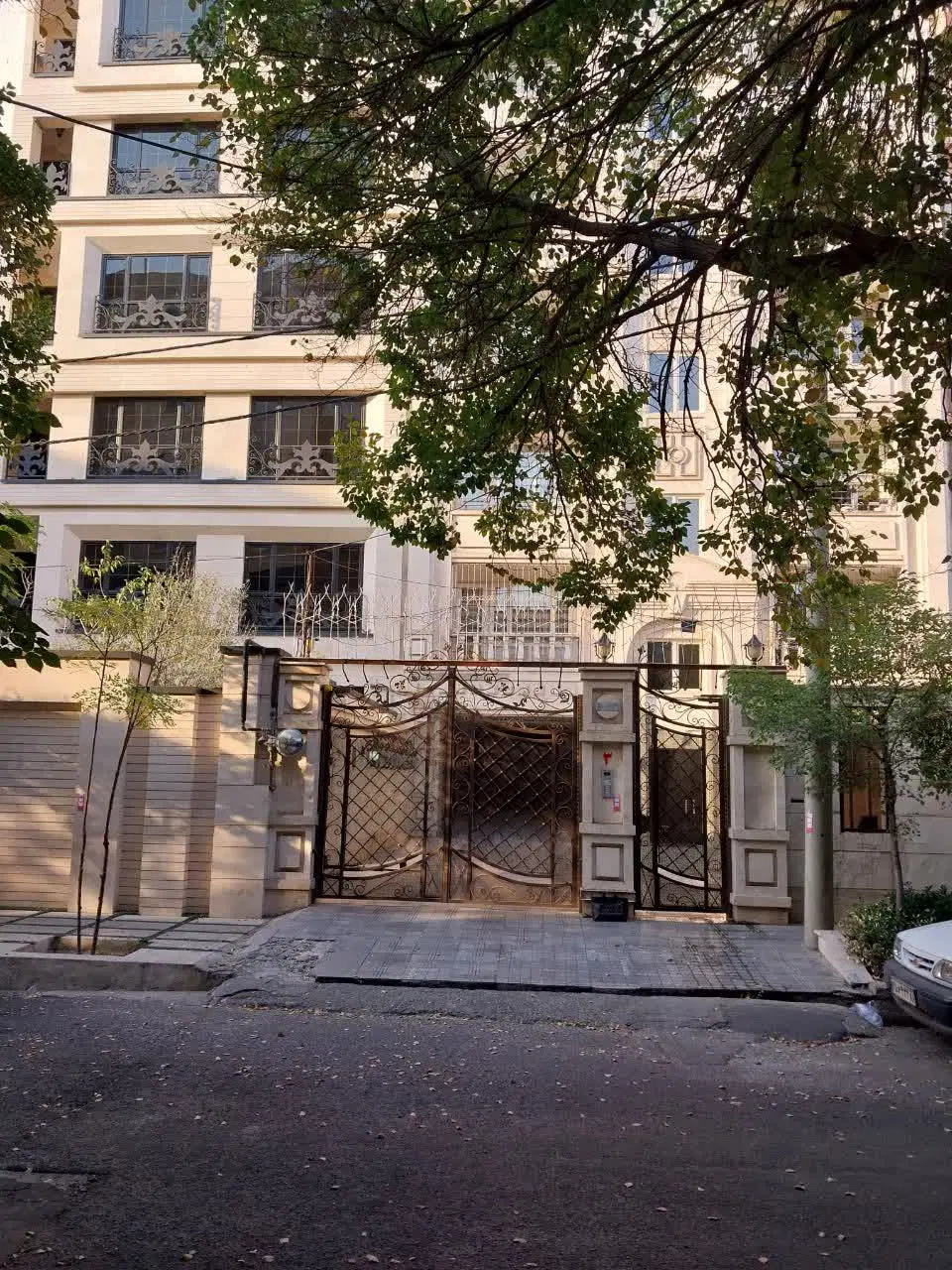آیت اله کاشانی جنت اباد جنوبی ۱۰۹ متر