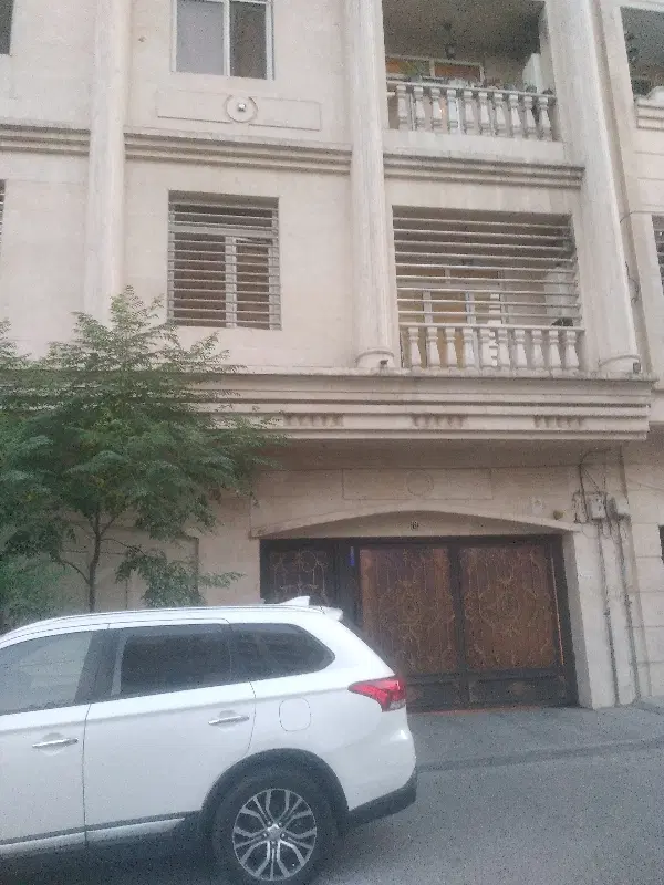 واحد آپارتمان مزایده ای