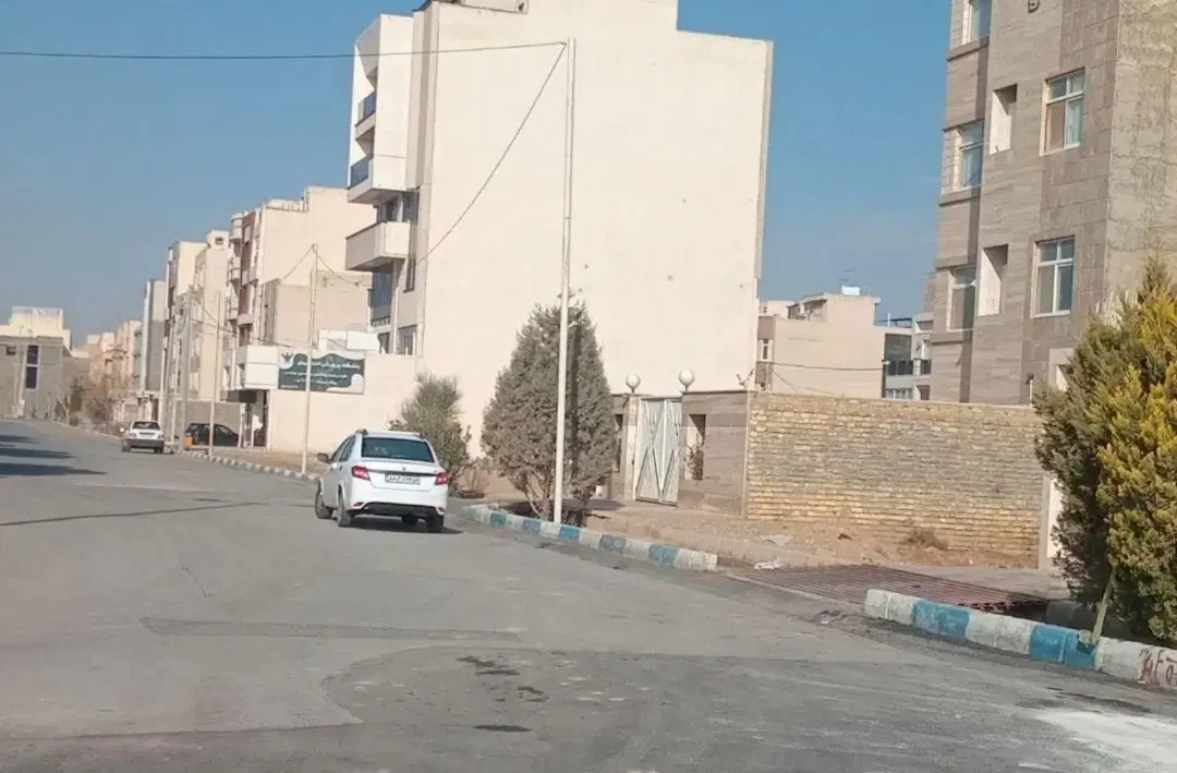 زمین مسکونی