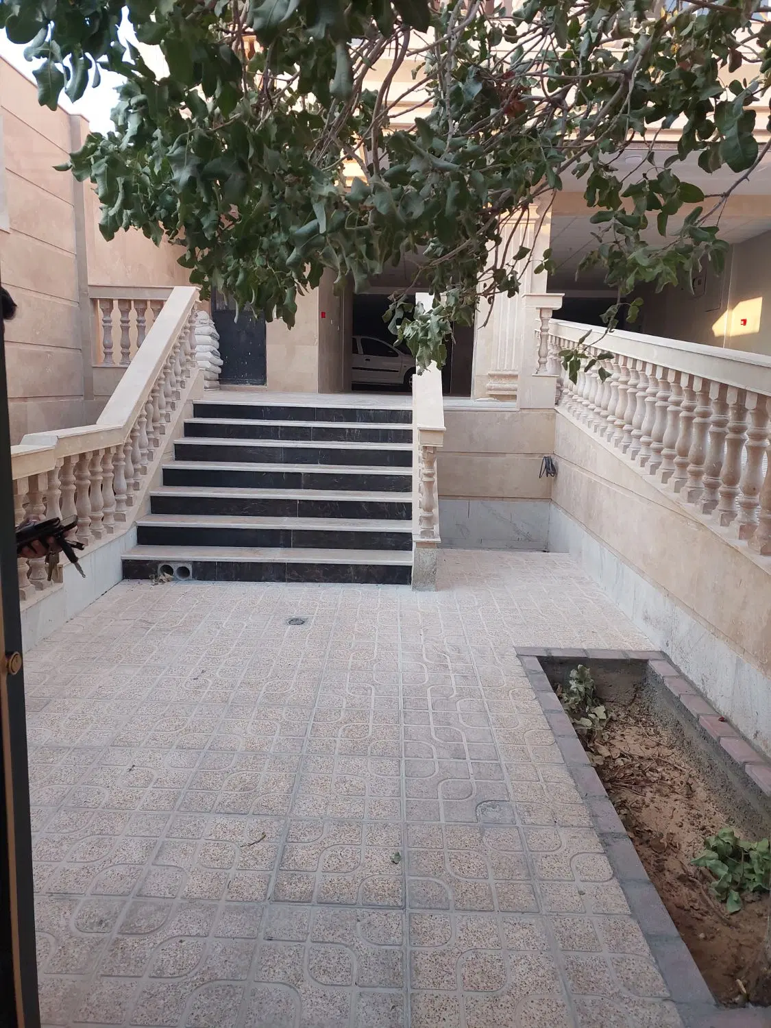 فروش واحد آپارتمان 122مترمربع تاپ
