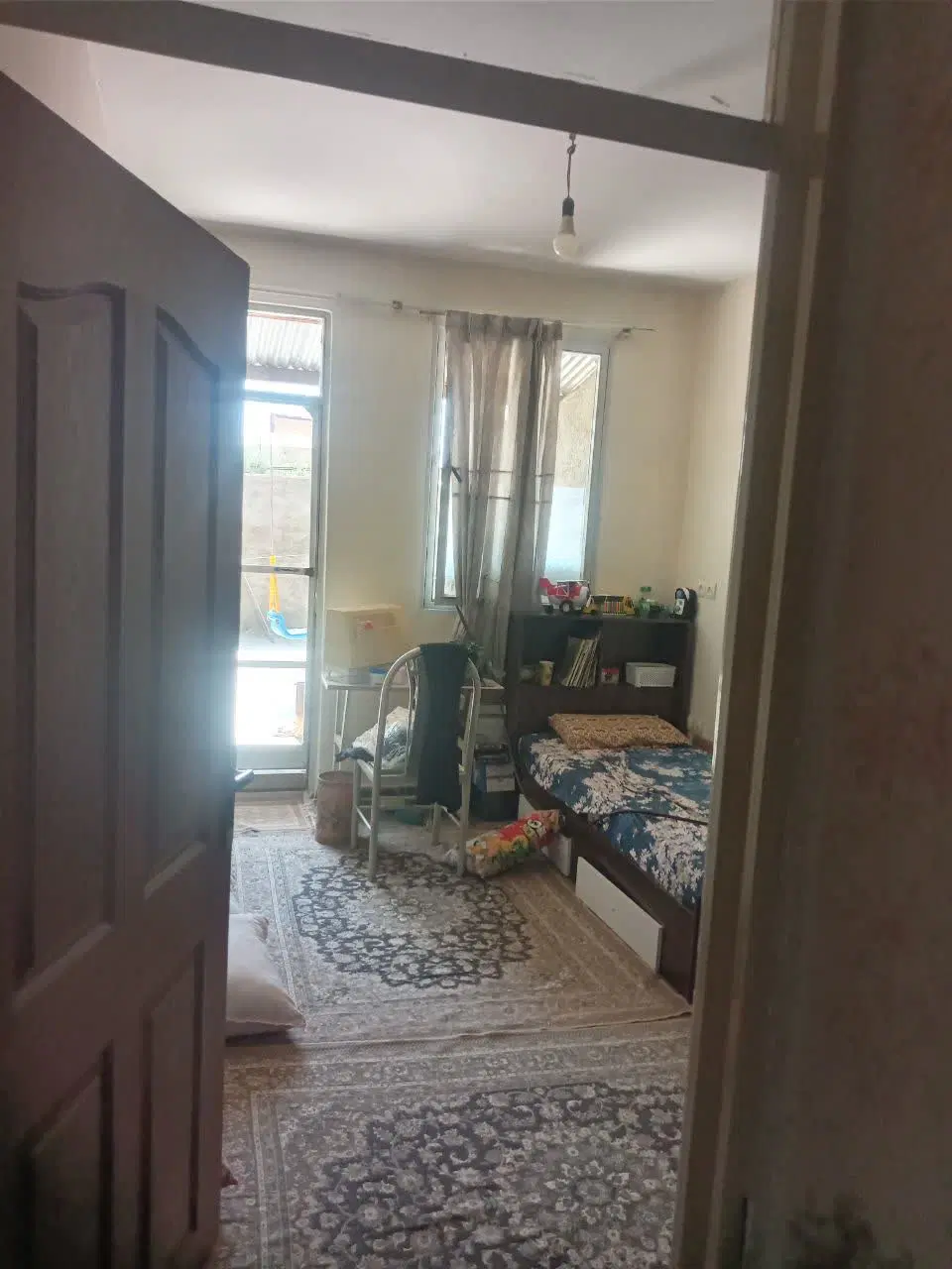 خانه تجاری مسکونی2طبقه+مغازه(زیر قیمت)