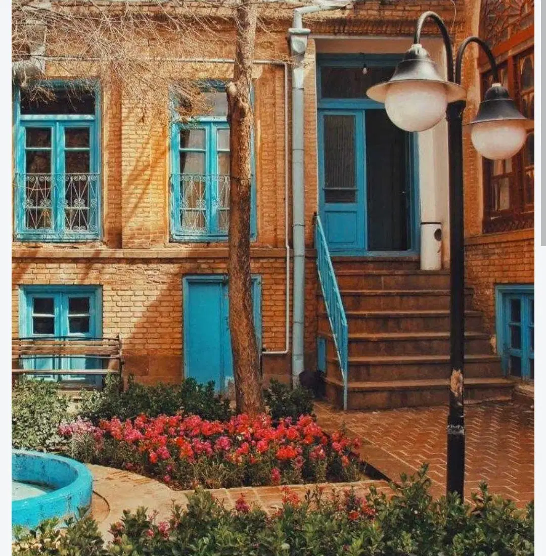 فروش ۲۰۰متر خانه دو طبقه