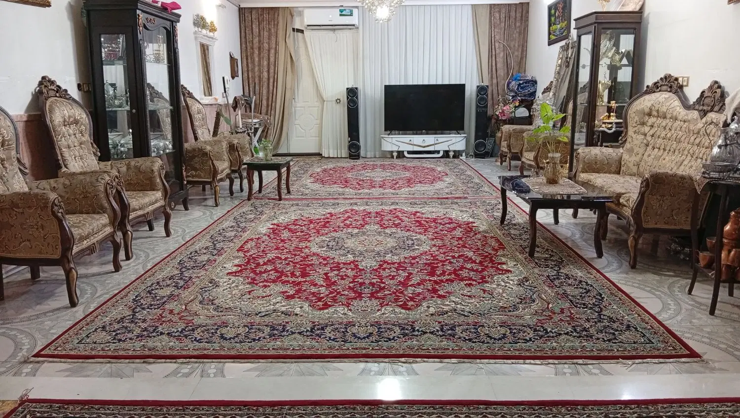 خانه فروشی طبقه اول و دوم.. طرق ساعی۳۱