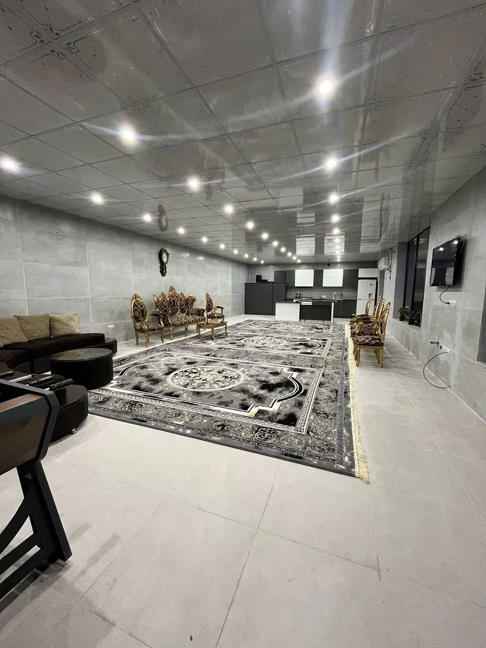 باغ ویلای بسیار شیک ومدرن