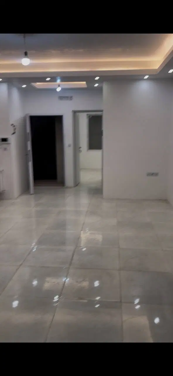 واحد ۷۸ متری فروشی در نگارستان ،املاک کاخ تچرا