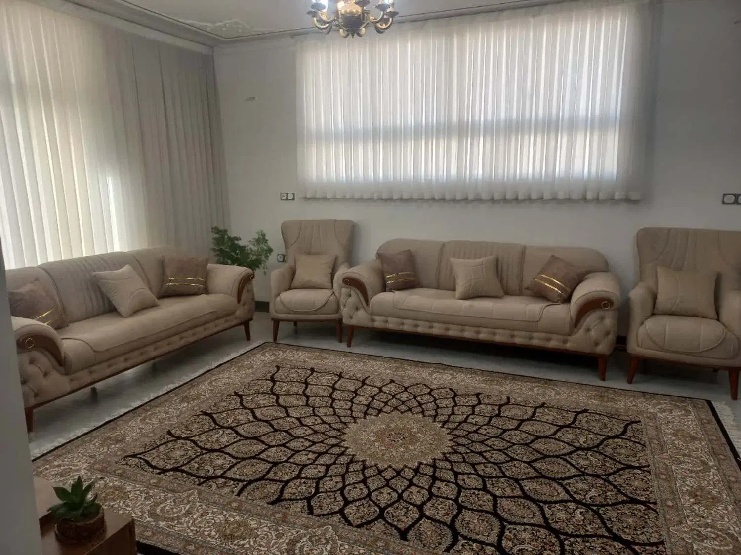 آپارتمان 80 متری اشراق شمالی