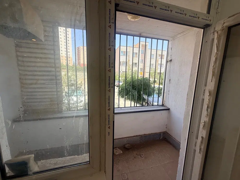 فروش اپارتمان یک خوابه فاز۴