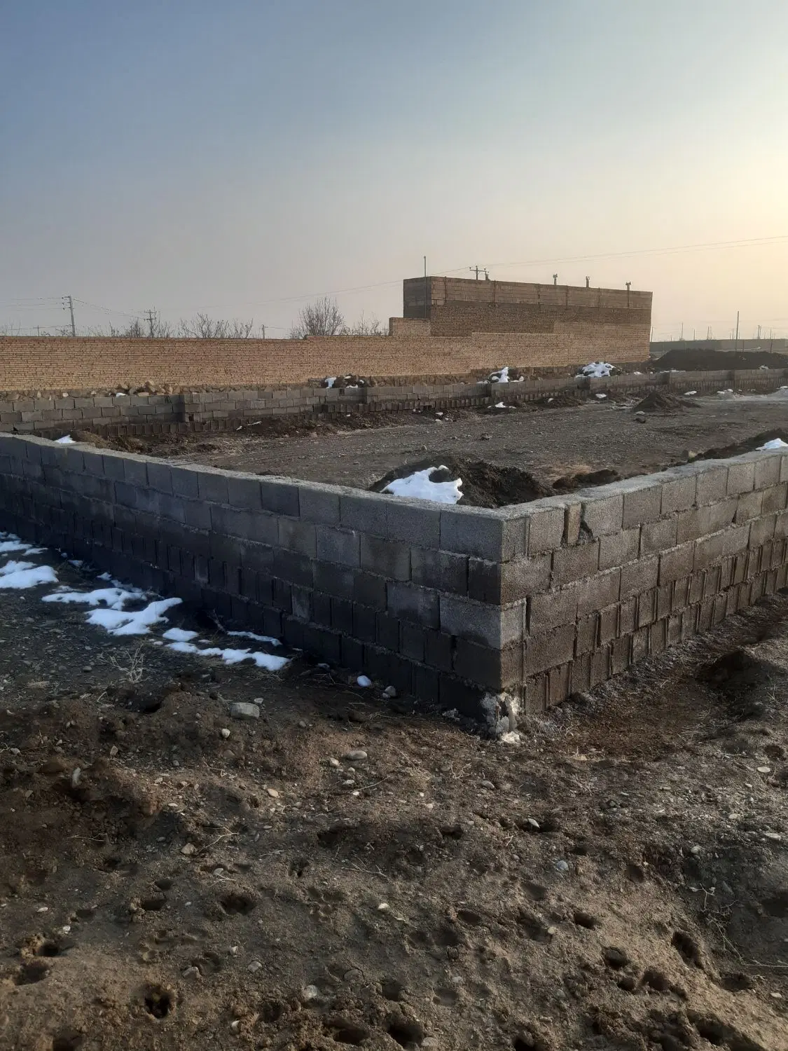 700متر زمین ابتدای جاده گلمکان گلستان۱۴ گاوترنا