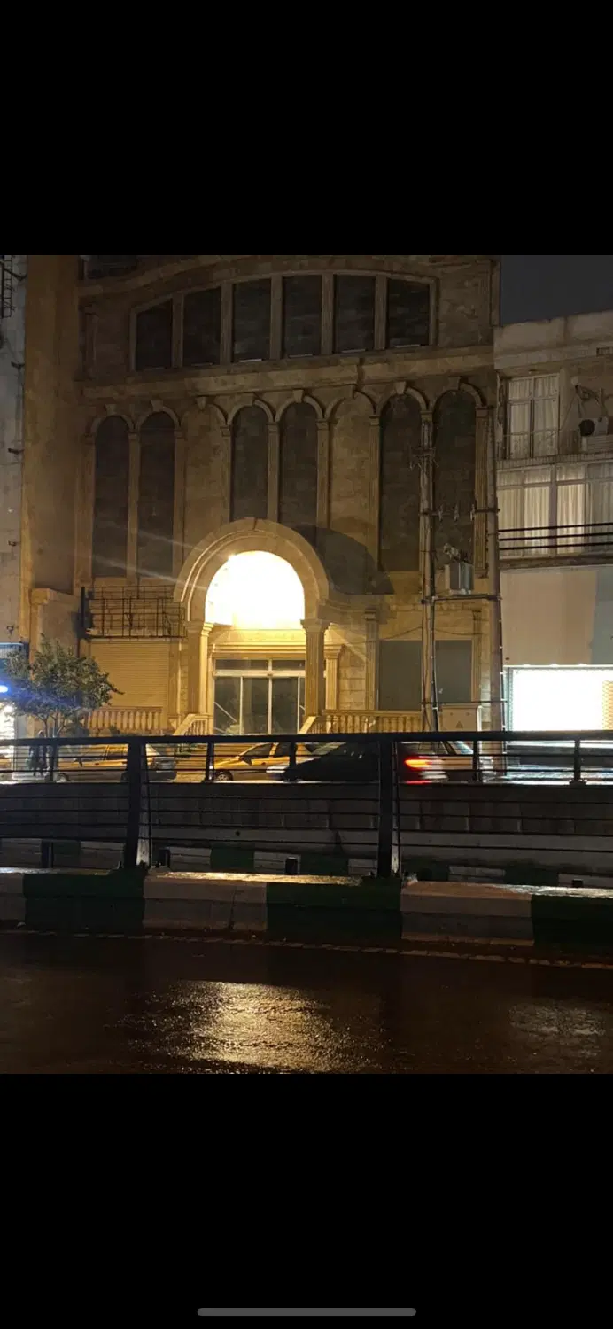 مغازه حافظیه ۵۰ متری