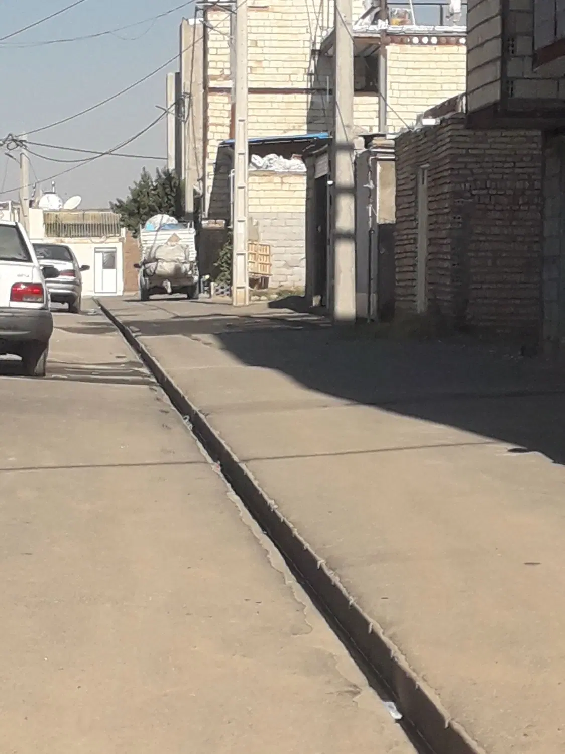 زمین ۶۰ متری دربهترین جای آناخاتون
