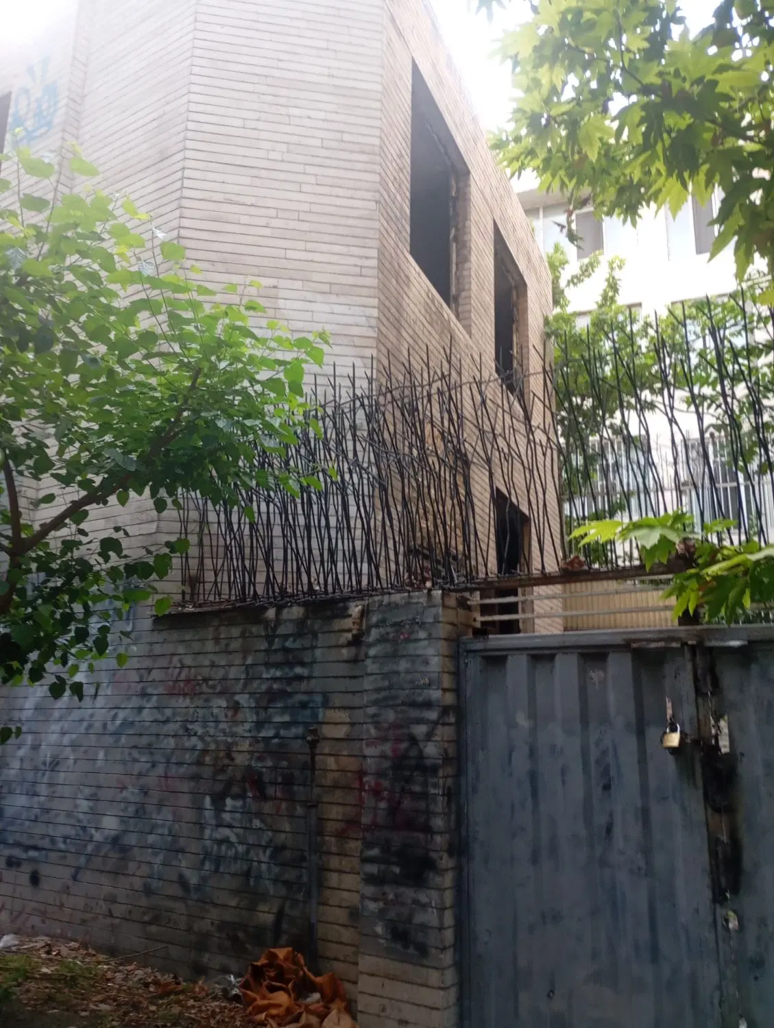 کلنگی ۱۰۰متری