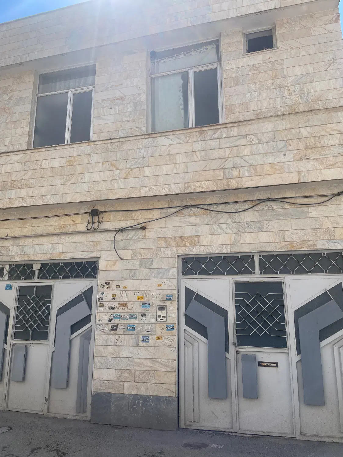 اجاره خانه دربست ۱۵۰ میلیون رهن ۱۳ میلیون اجاره