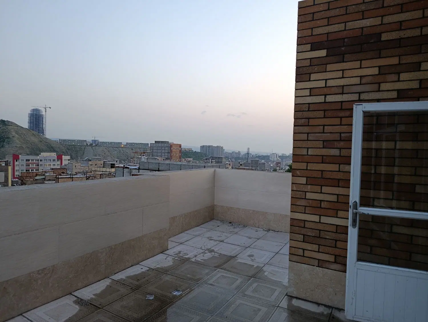 آپارتمان ۱۲۰ متری آخر عباسی