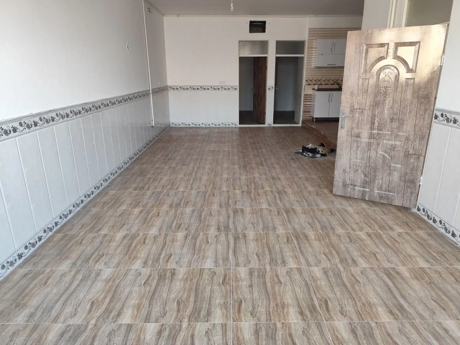 اجاره ۹۵ متری طبقه اول در و راه جدا