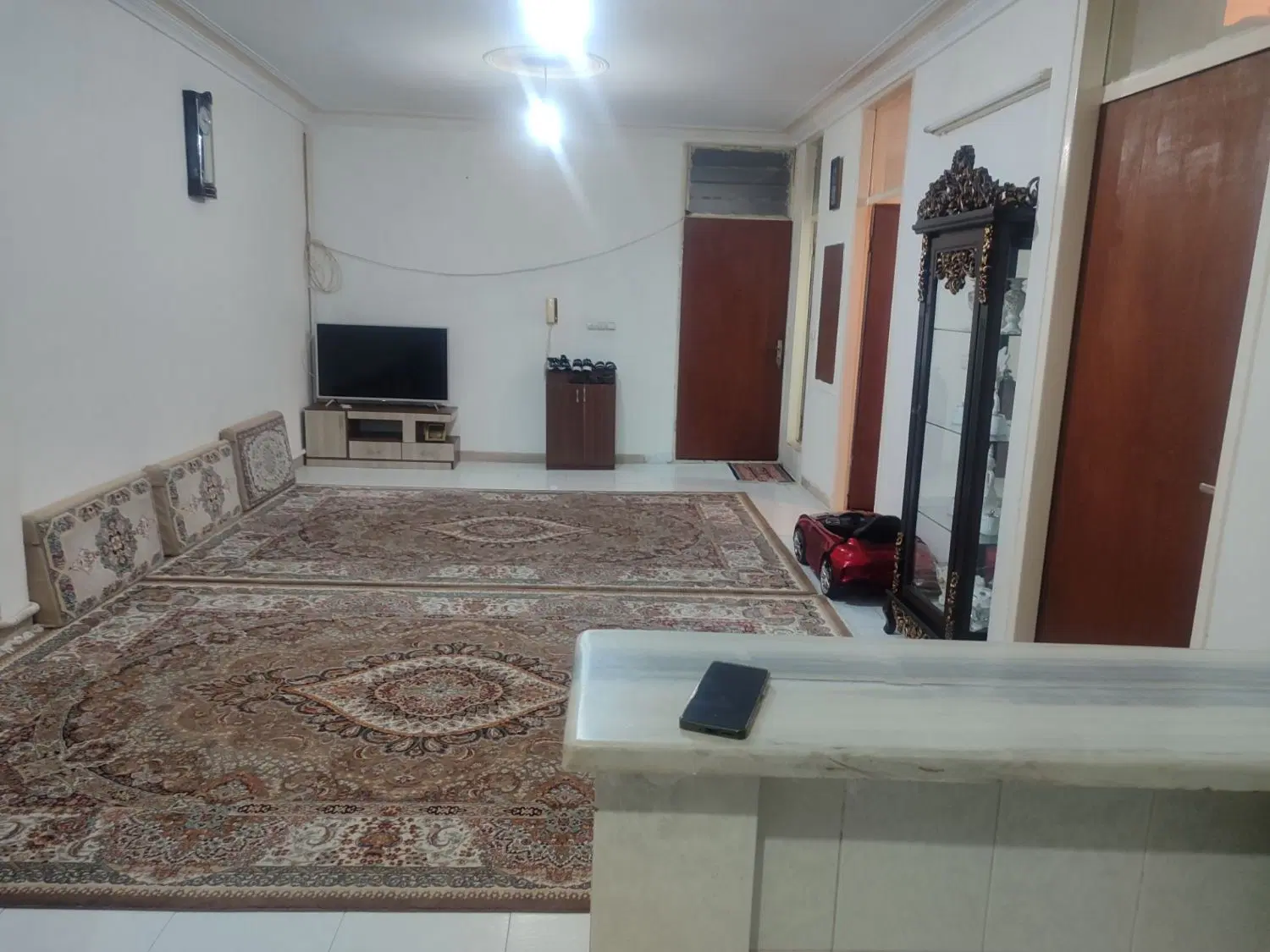 ۸۰متر ۲خواب سالن پرده خور