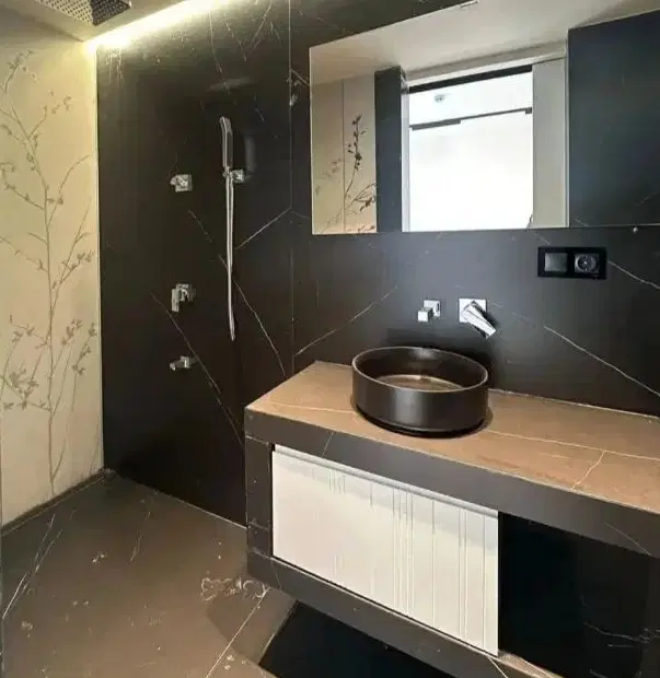 فروش واحد 100متری چهارراه باهنر