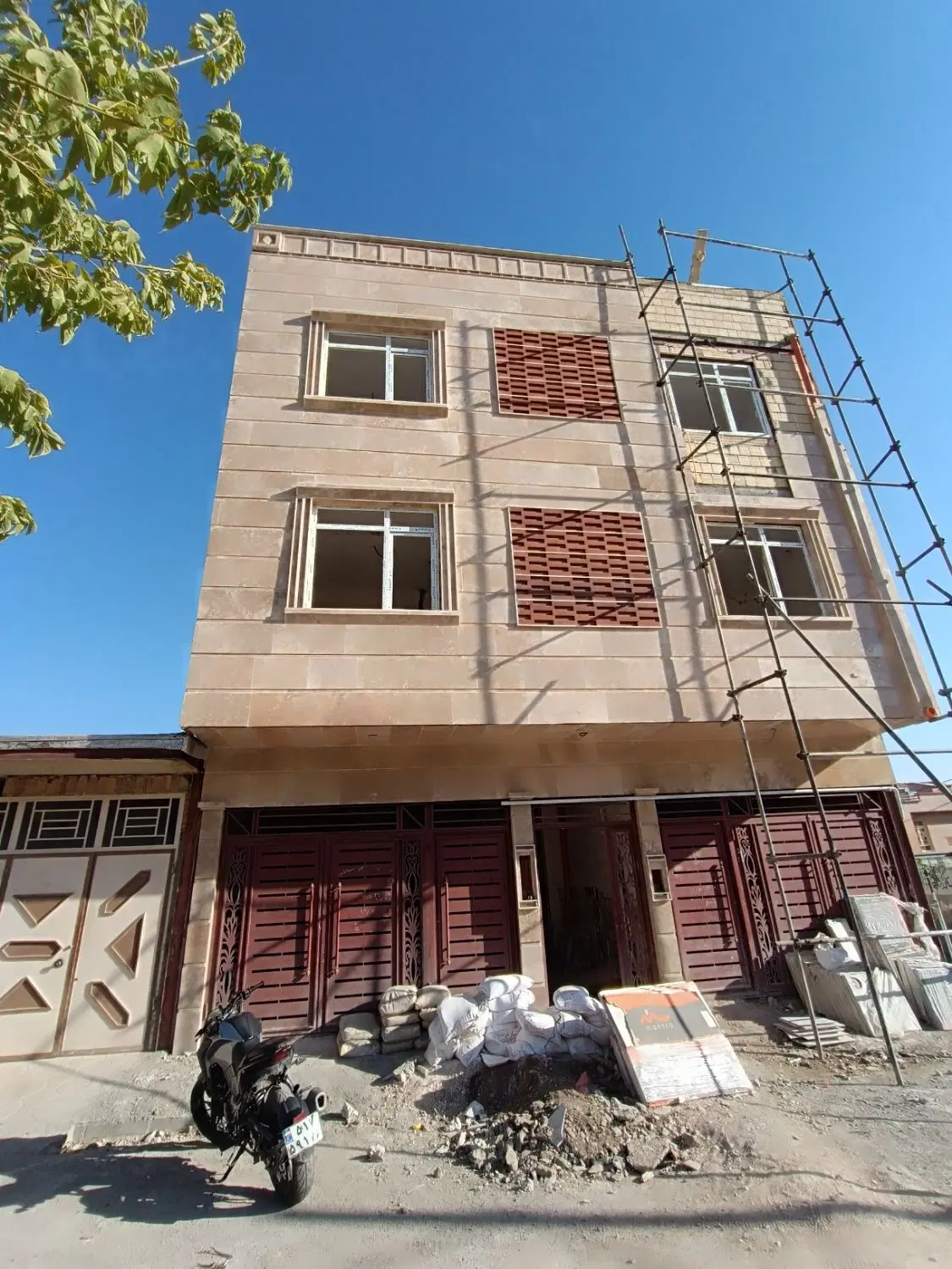 ۹۴متر راه جدا کلید نخورده