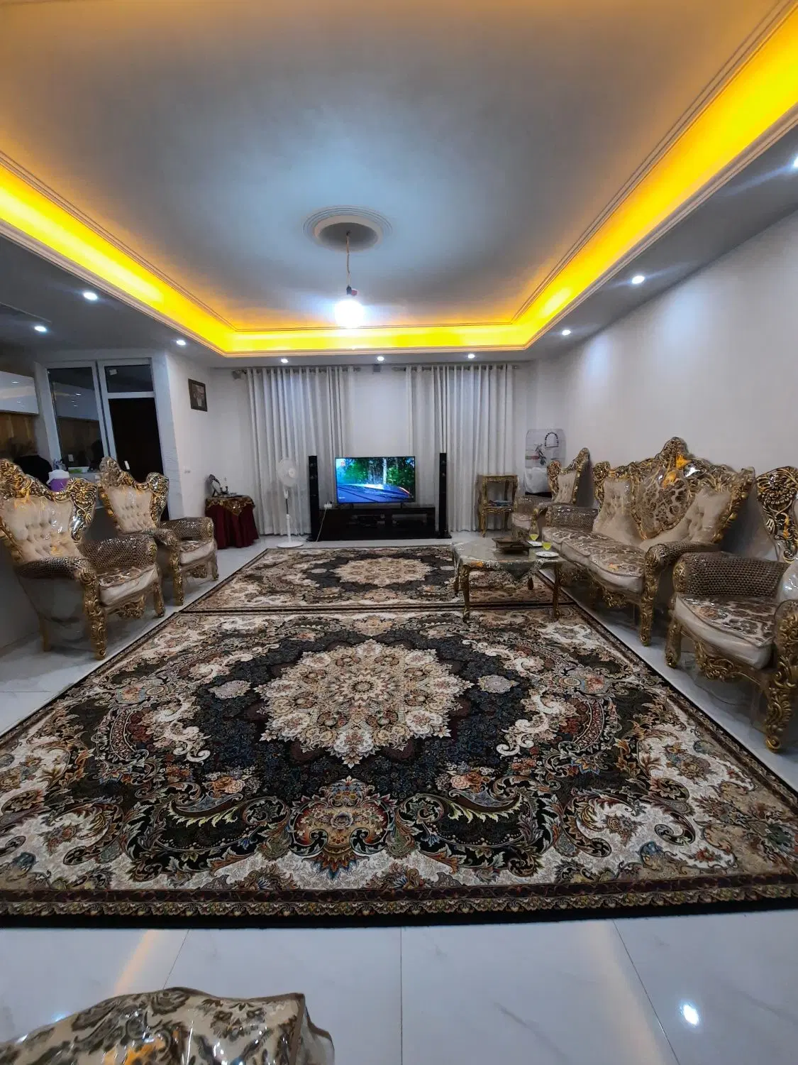 آپارتمان جنوبی 90 متر تک واحدی