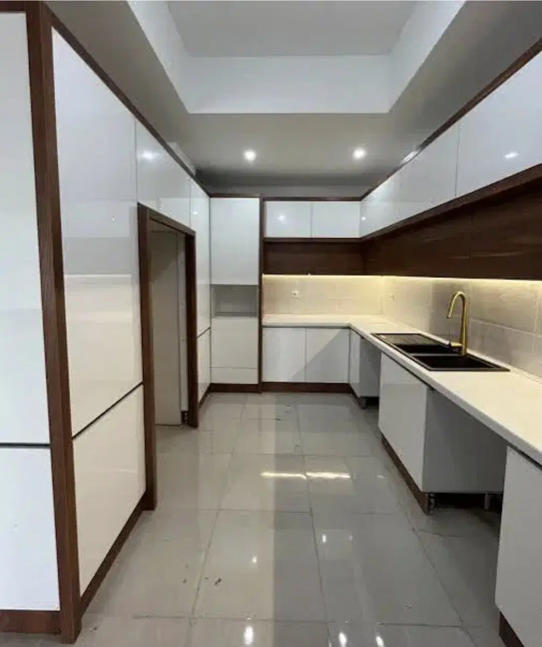 واحد خوش نقشه _ کانال غربی _ پارکینگ اختصاصی