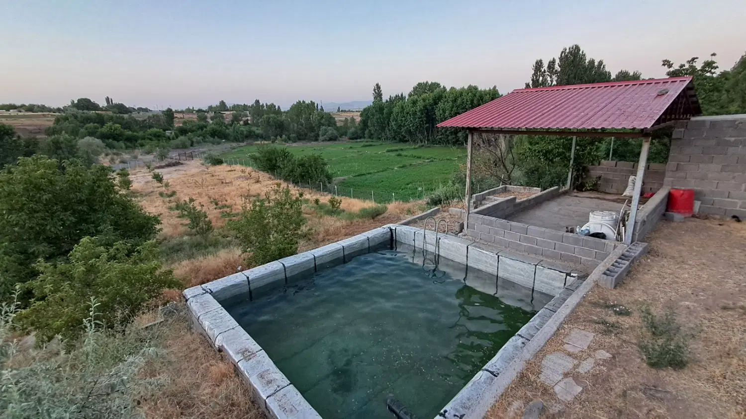 باغ در روستای ینگجه