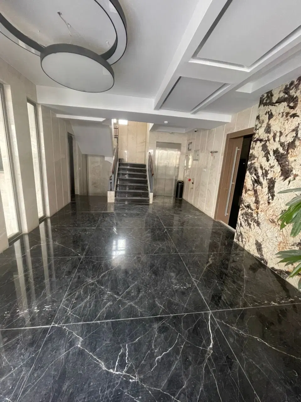 فروش آپارتمان ستارخان ۳ خواب تک واحدی