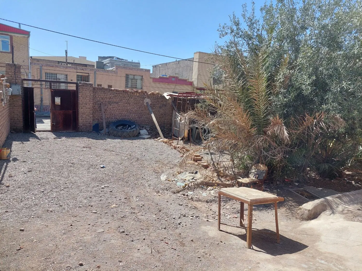 خونه ویلایی کلنگی