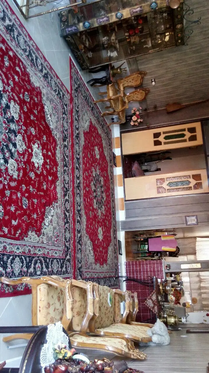 2طبقه ی ویلایی دربست ماشین رو