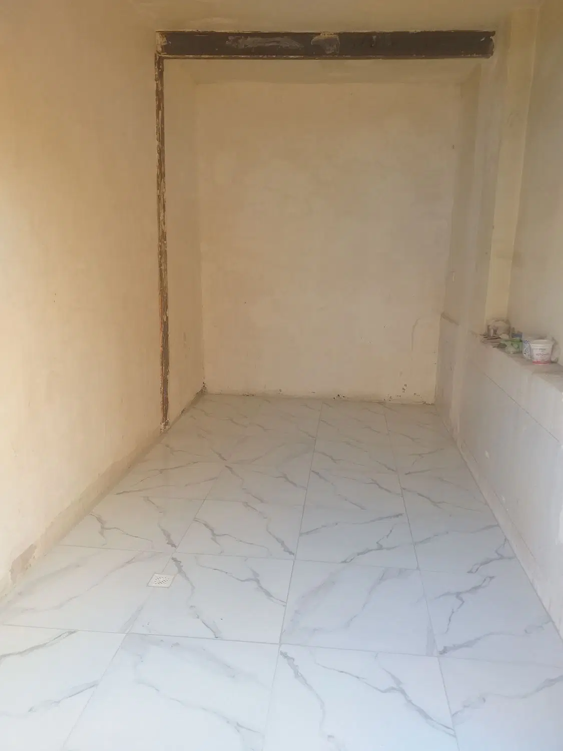 مغازه جهت اجاره یا انبار ویاپارکینگ