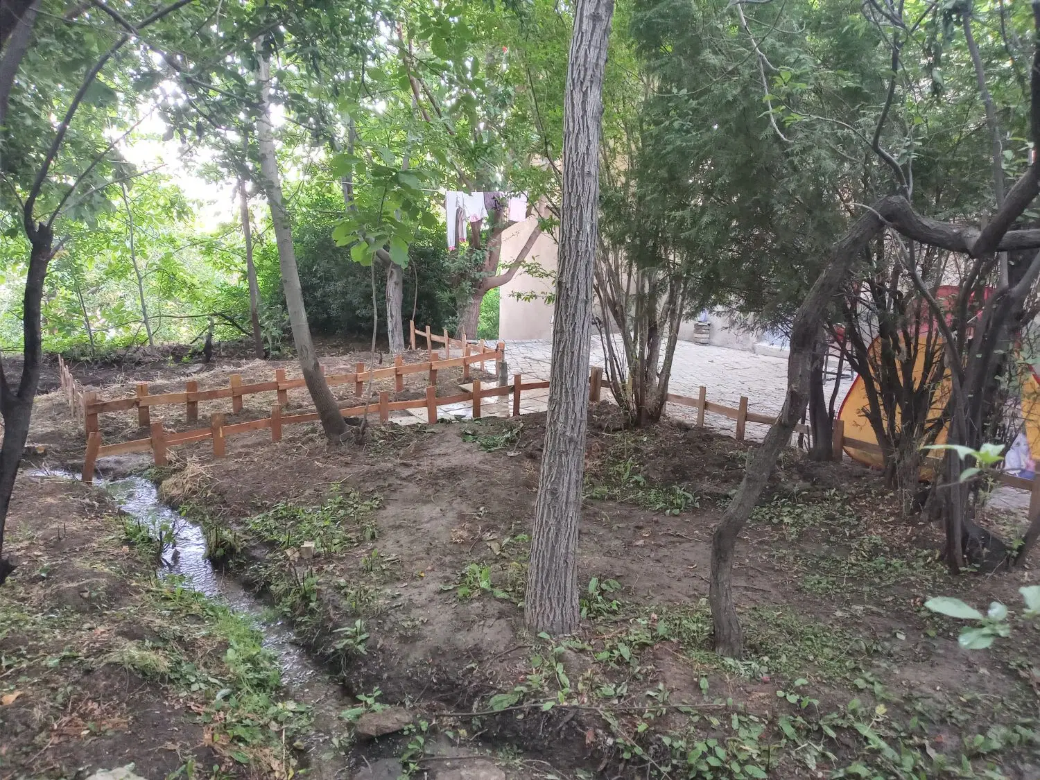 خانه ویلایی خانه باغ ۸۰۰متری درتویسرکان همدان