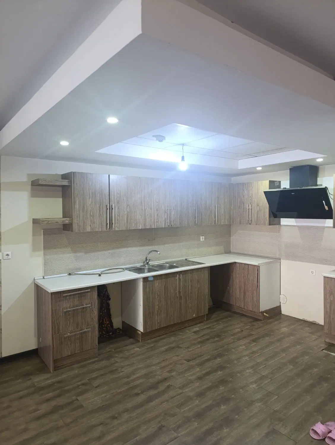 فروش آپارتمان کوی امیریه 125متری