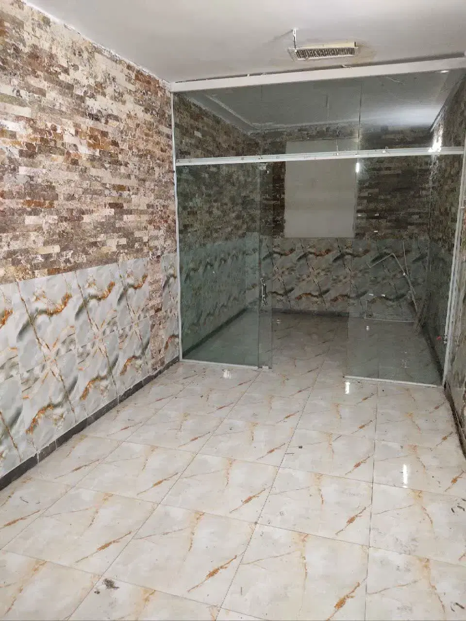 فروش یک واحد مغازه تجاری در شاهرود